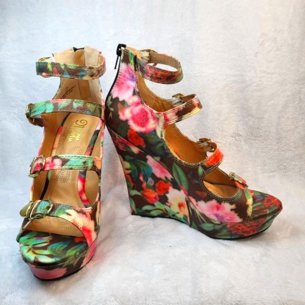 * Mona Mia Emelian Multi Black Floral Open Front Strap Wedge Sizes